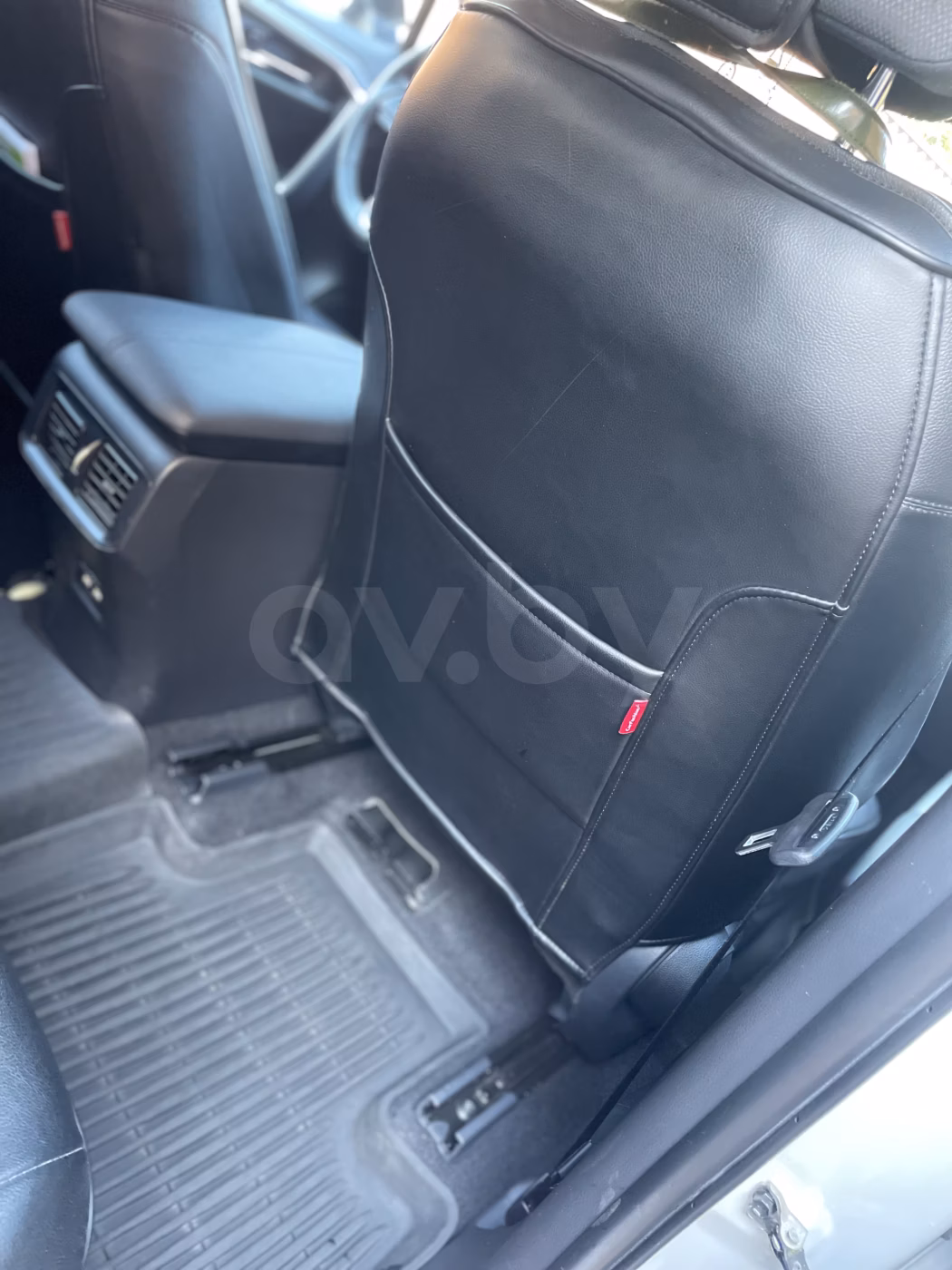 Toyota RAV4 фото 26