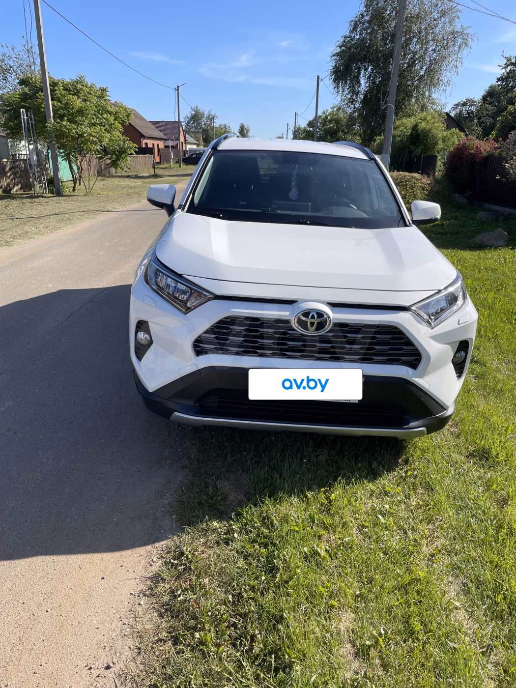 Toyota RAV4 фото 5