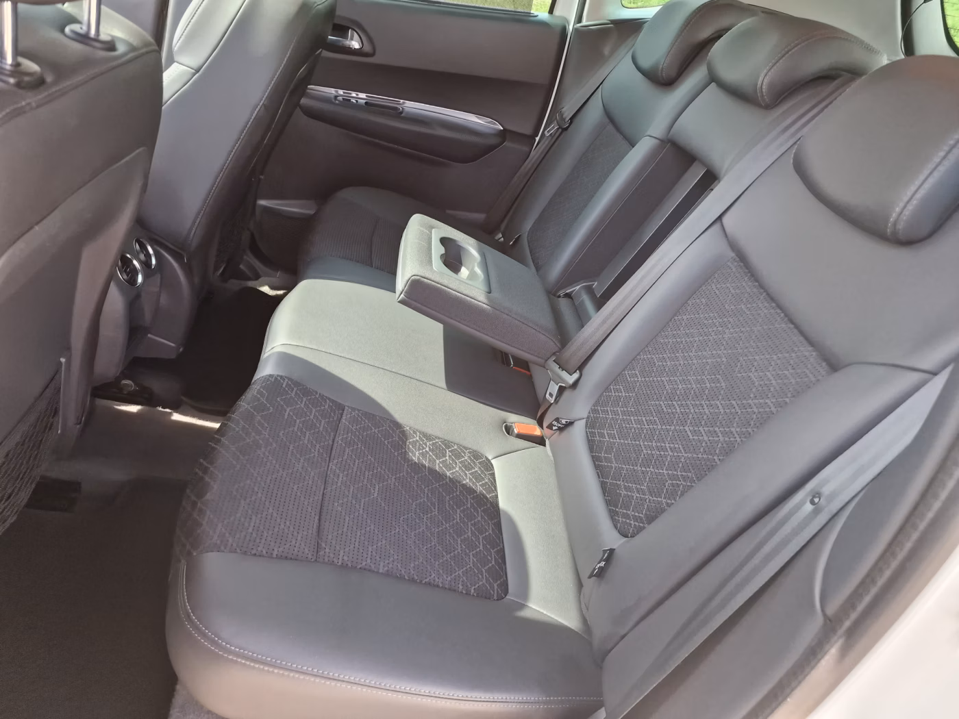 Peugeot 3008 фото 16