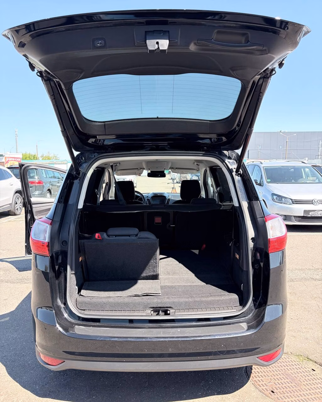 Ford Grand C-Max фото 13