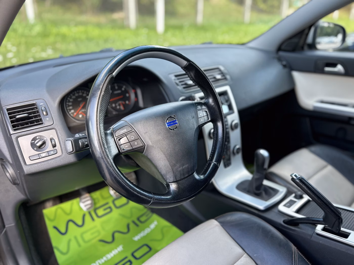 Volvo V50 фото 9