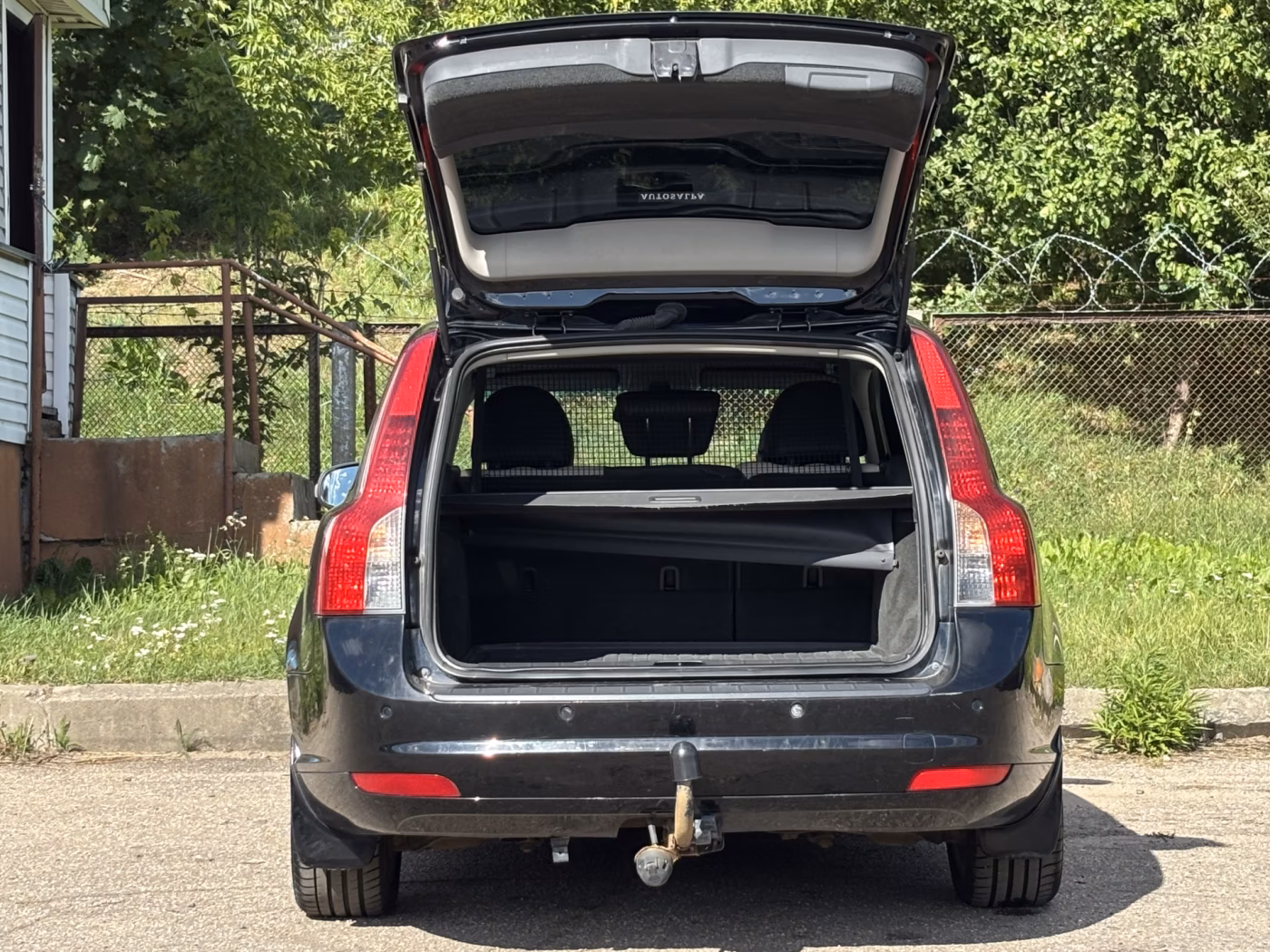 Volvo V50 фото 8