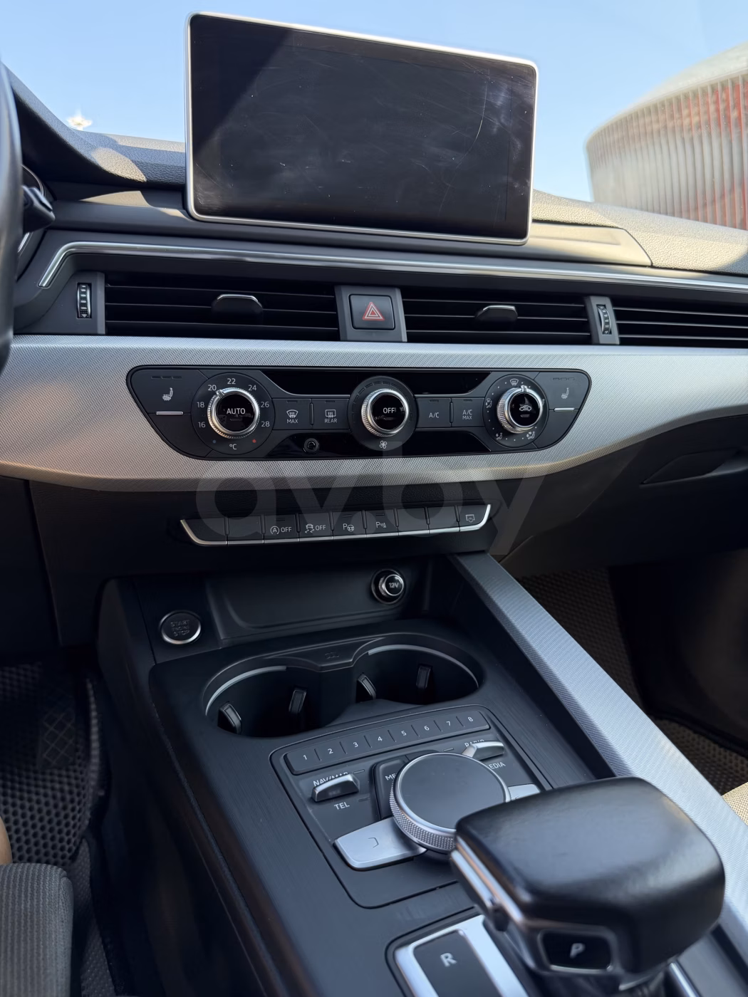 Audi A4 фото 13