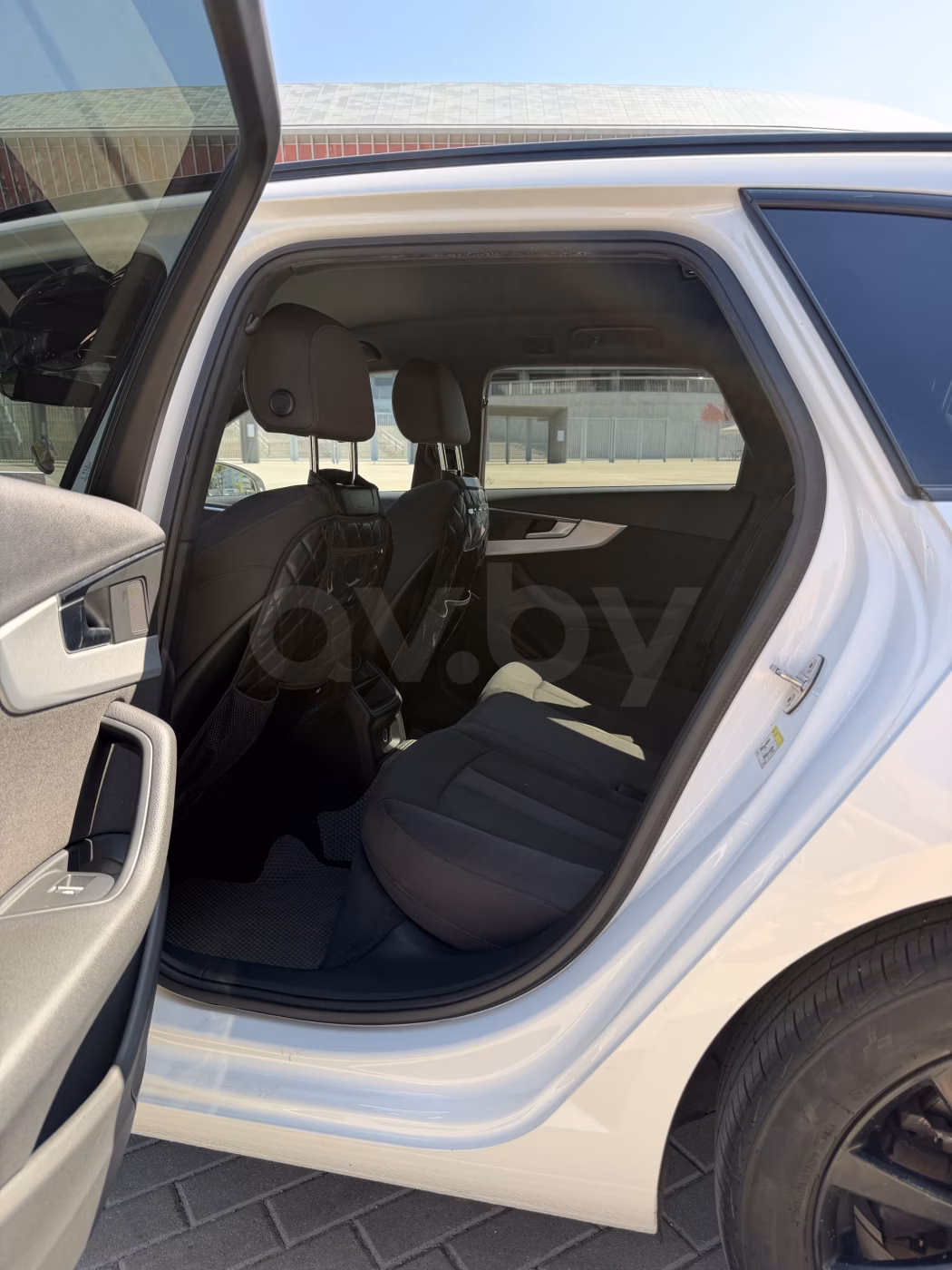 Audi A4 фото 19