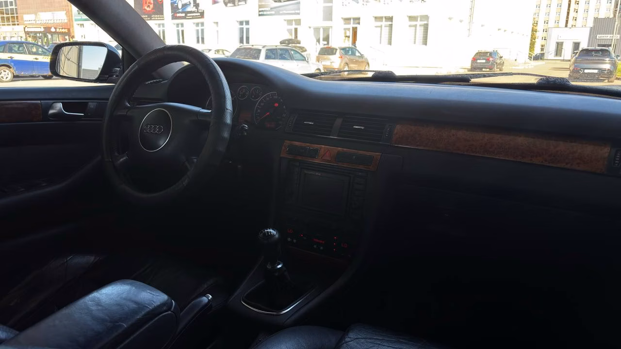 Audi A6 фото 12