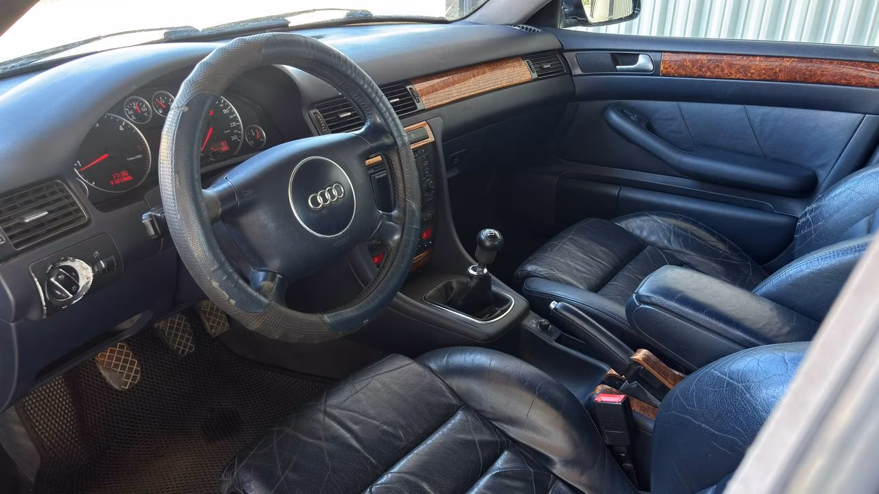 Audi A6 фото 7