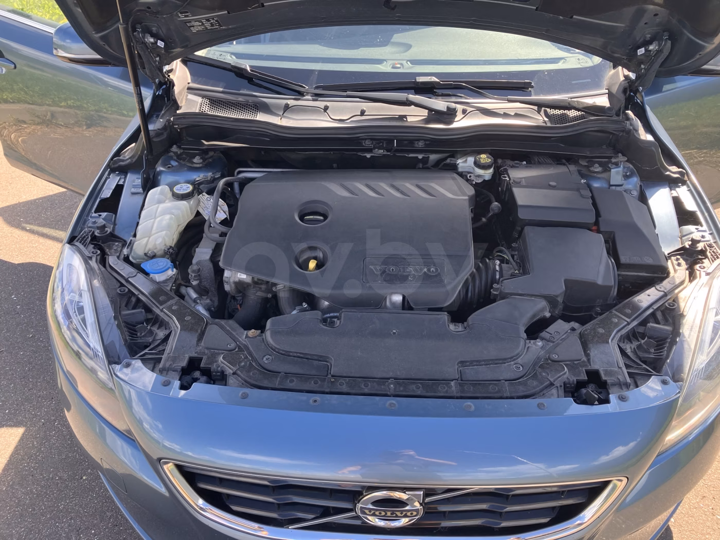 Volvo V40 фото 10