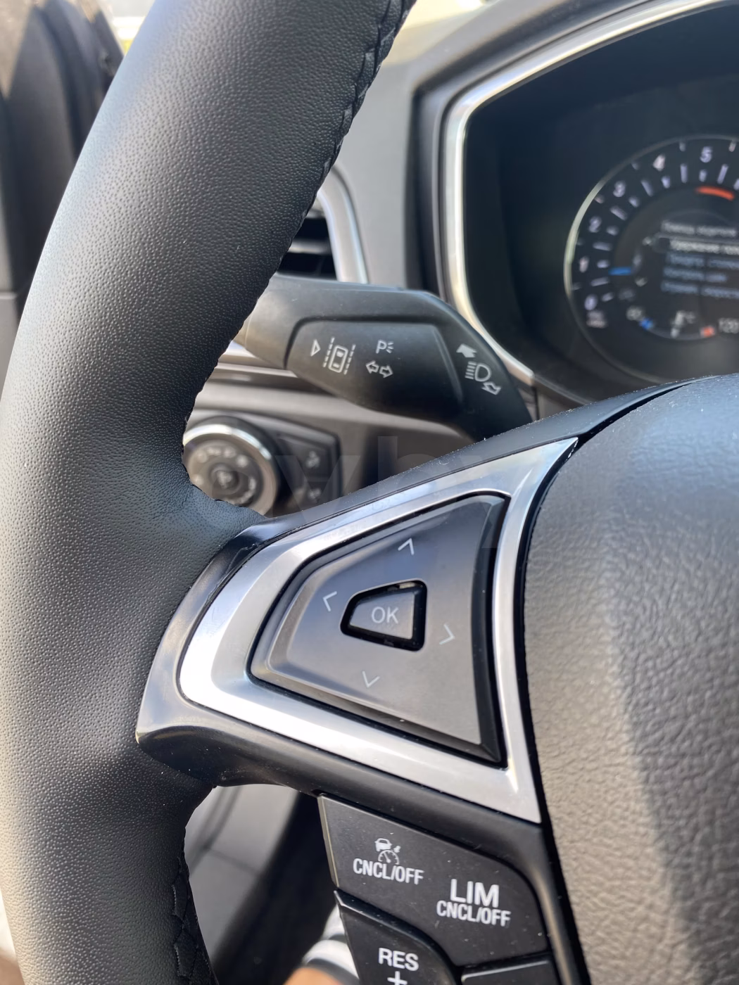 Ford Mondeo фото 9