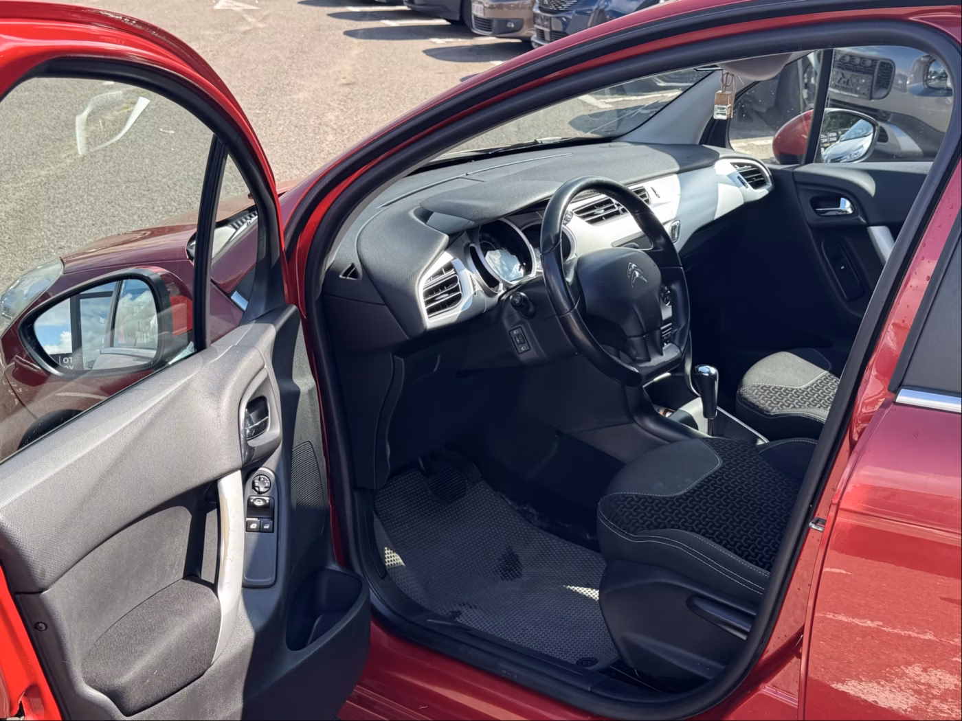 Citroen C3 фото 10