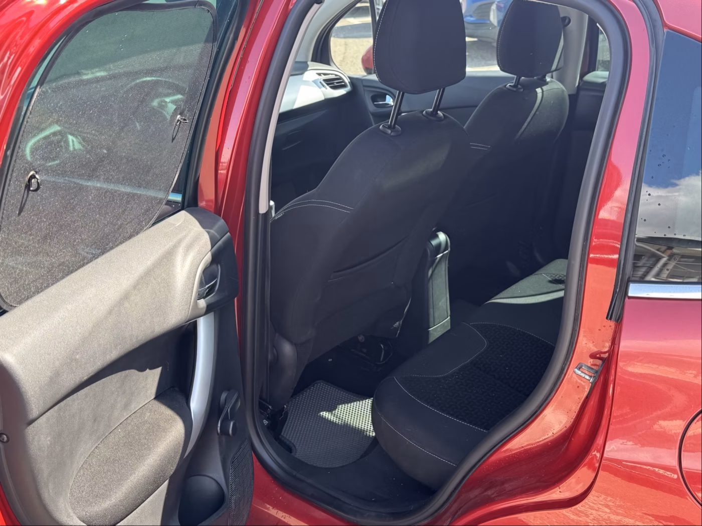 Citroen C3 фото 16
