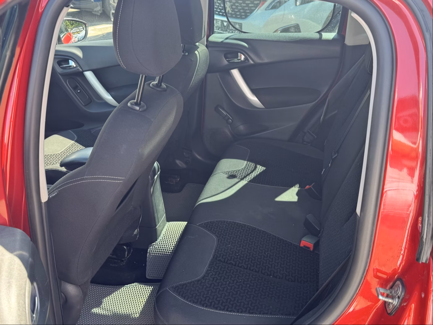 Citroen C3 фото 17