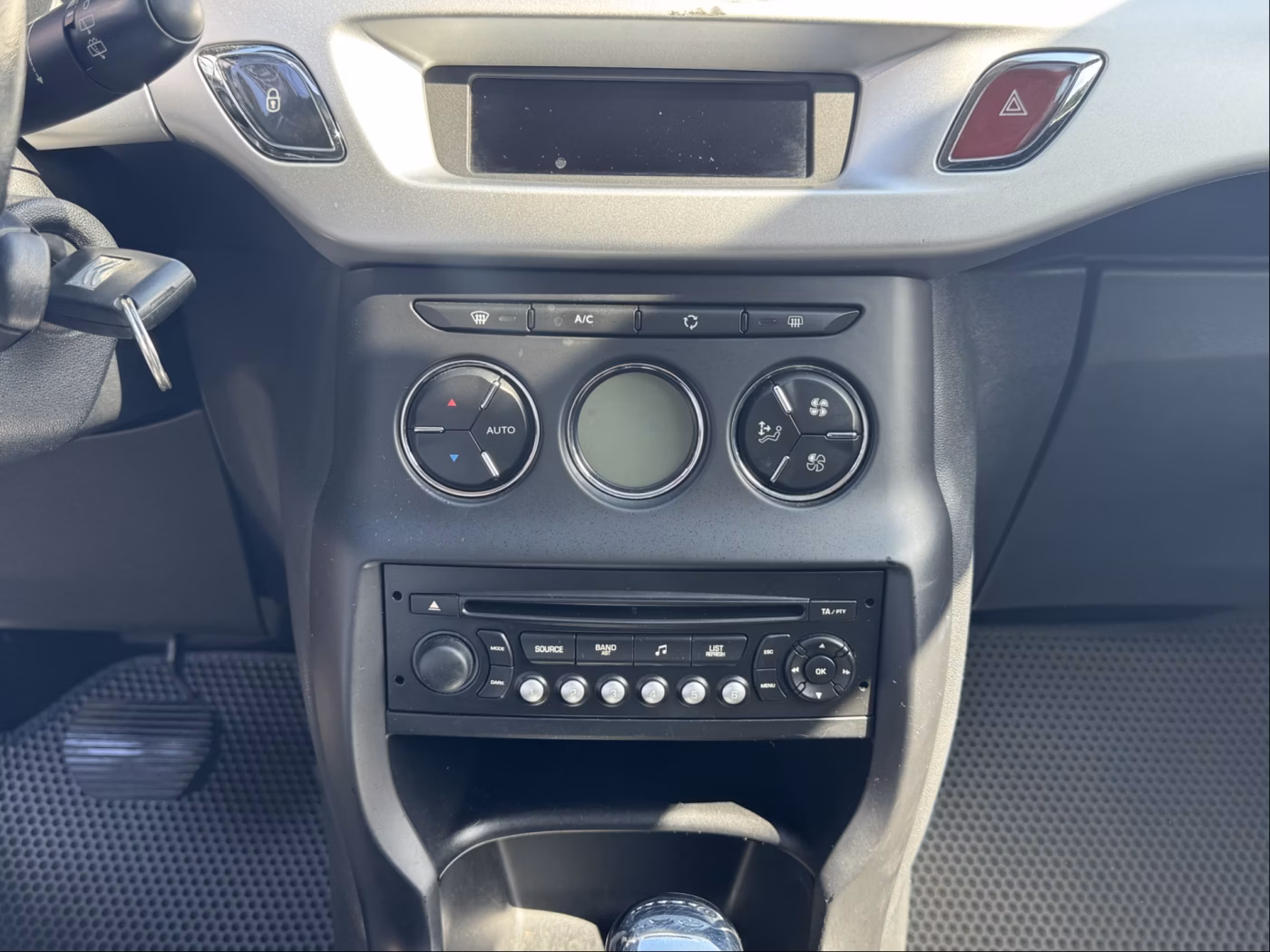 Citroen C3 фото 22