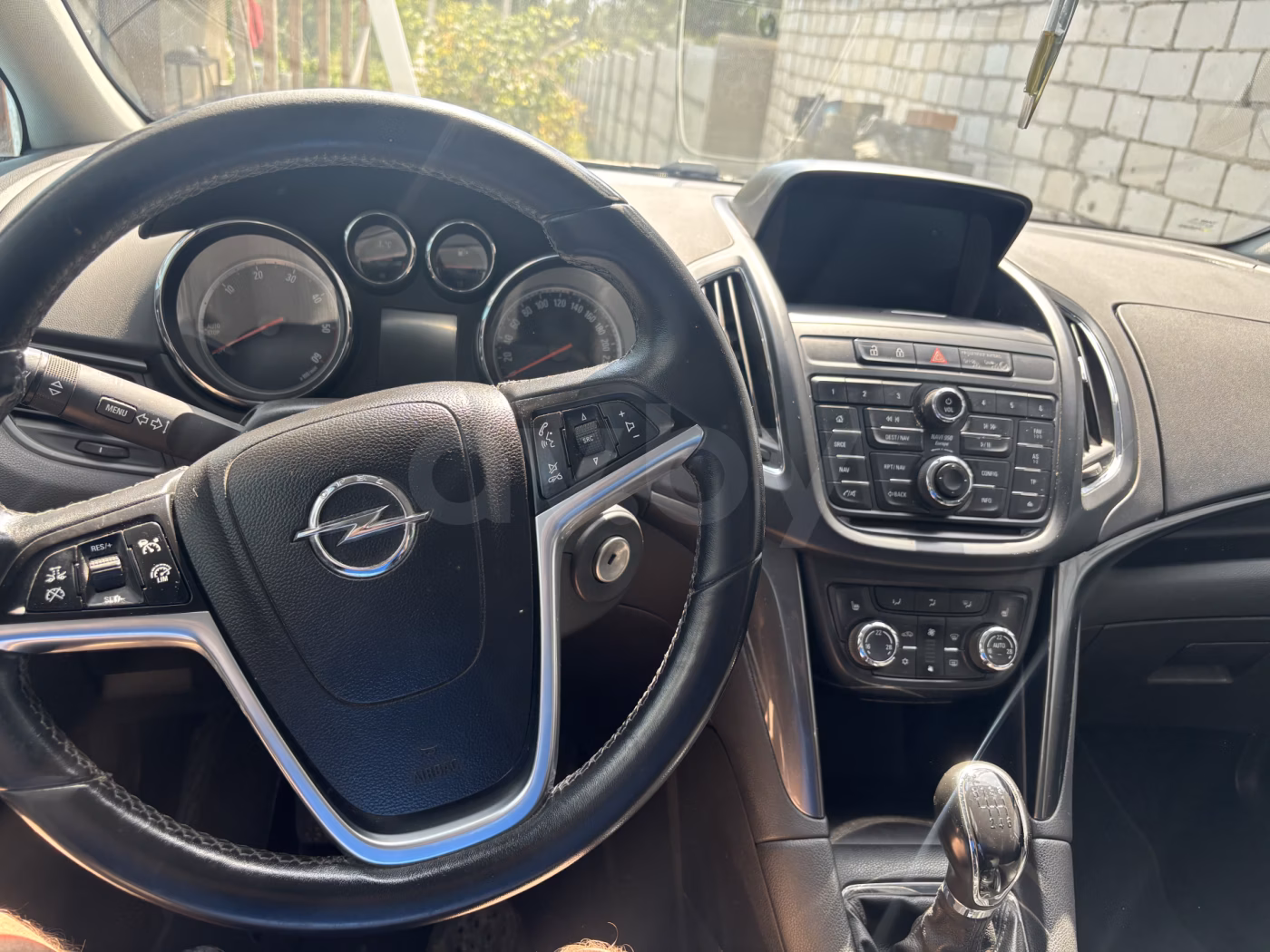 Opel Zafira фото 9