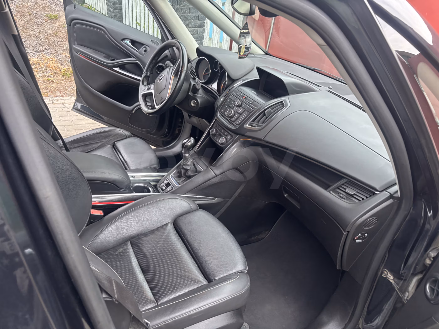 Opel Zafira фото 10