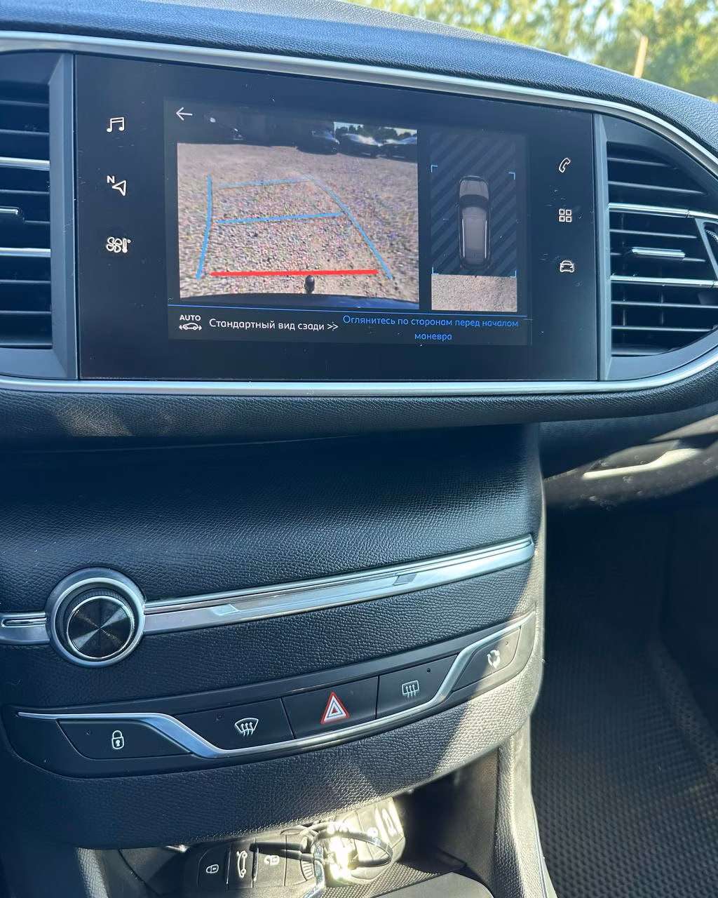 Peugeot 308 фото 12