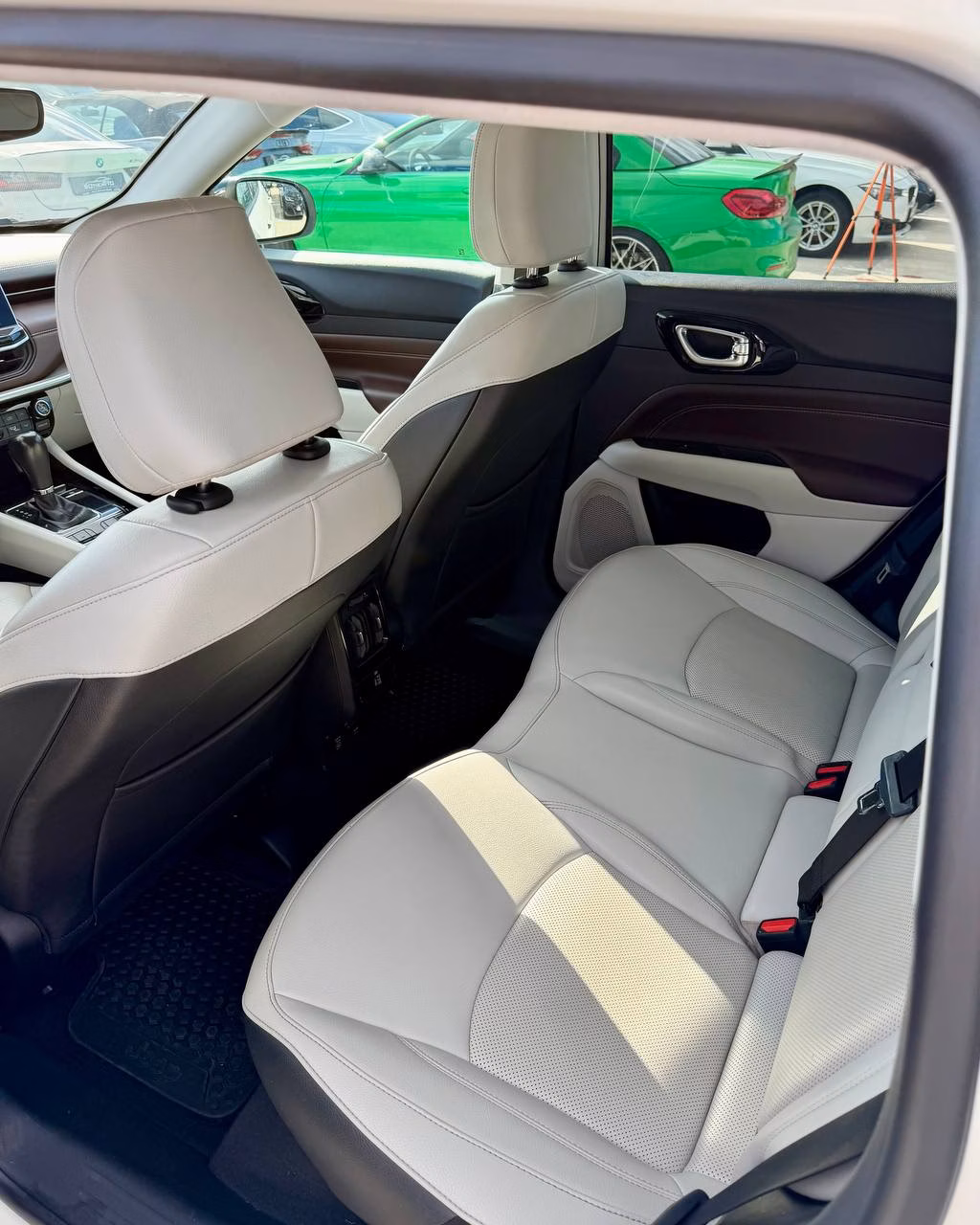 Jeep Compass фото 11