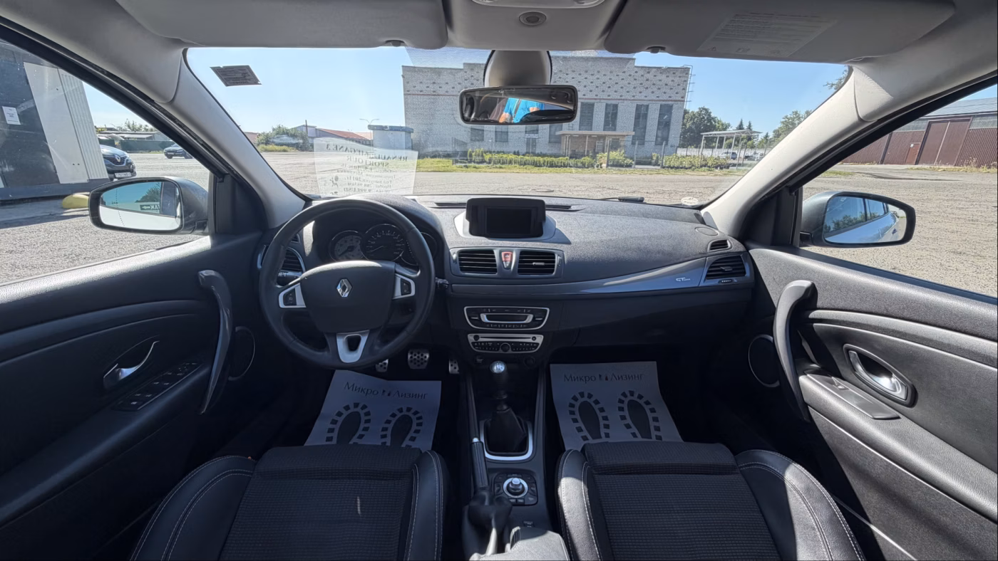 Renault Megane фото 23