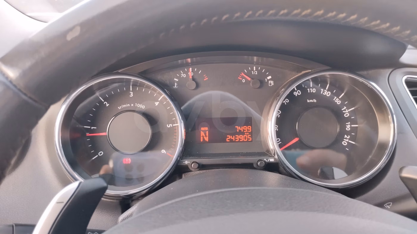 Peugeot 5008 фото 3