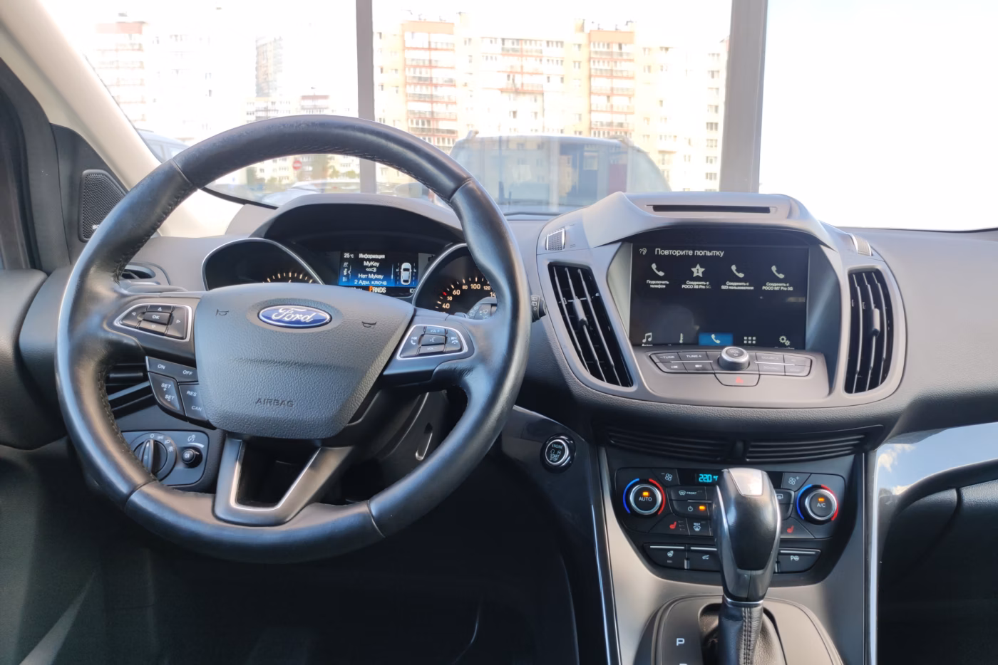 Ford Kuga фото 10