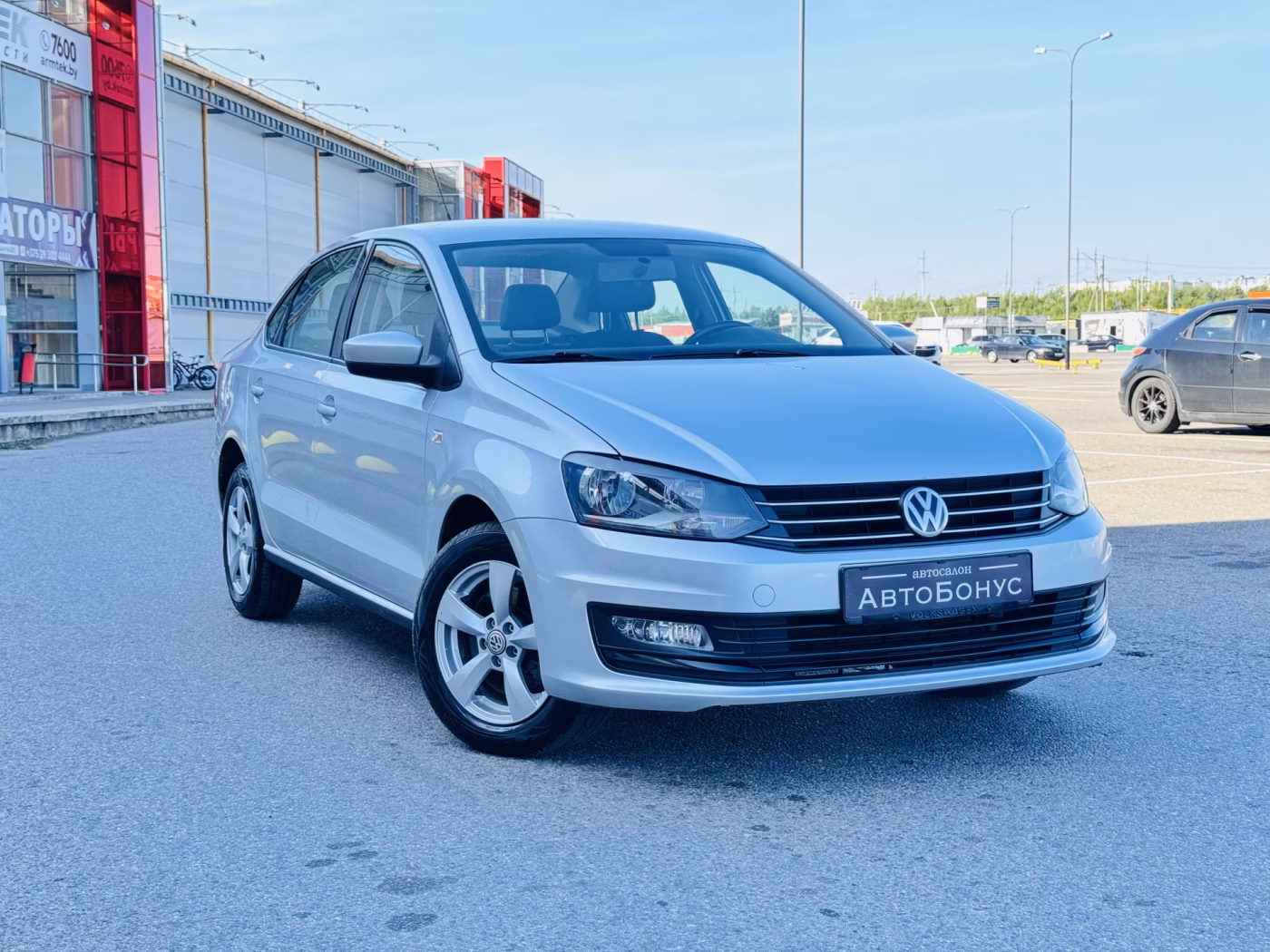 Volkswagen Polo Sedan фото 3