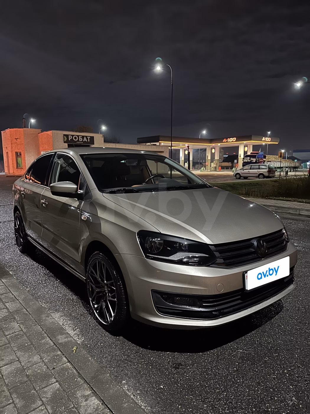 Volkswagen Polo Sedan