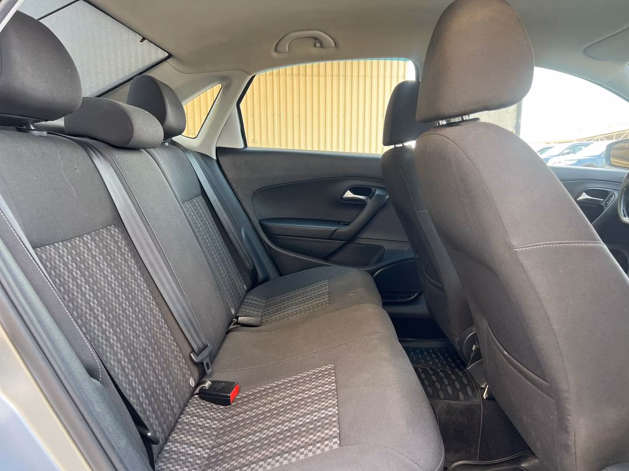Volkswagen Polo Sedan фото 17