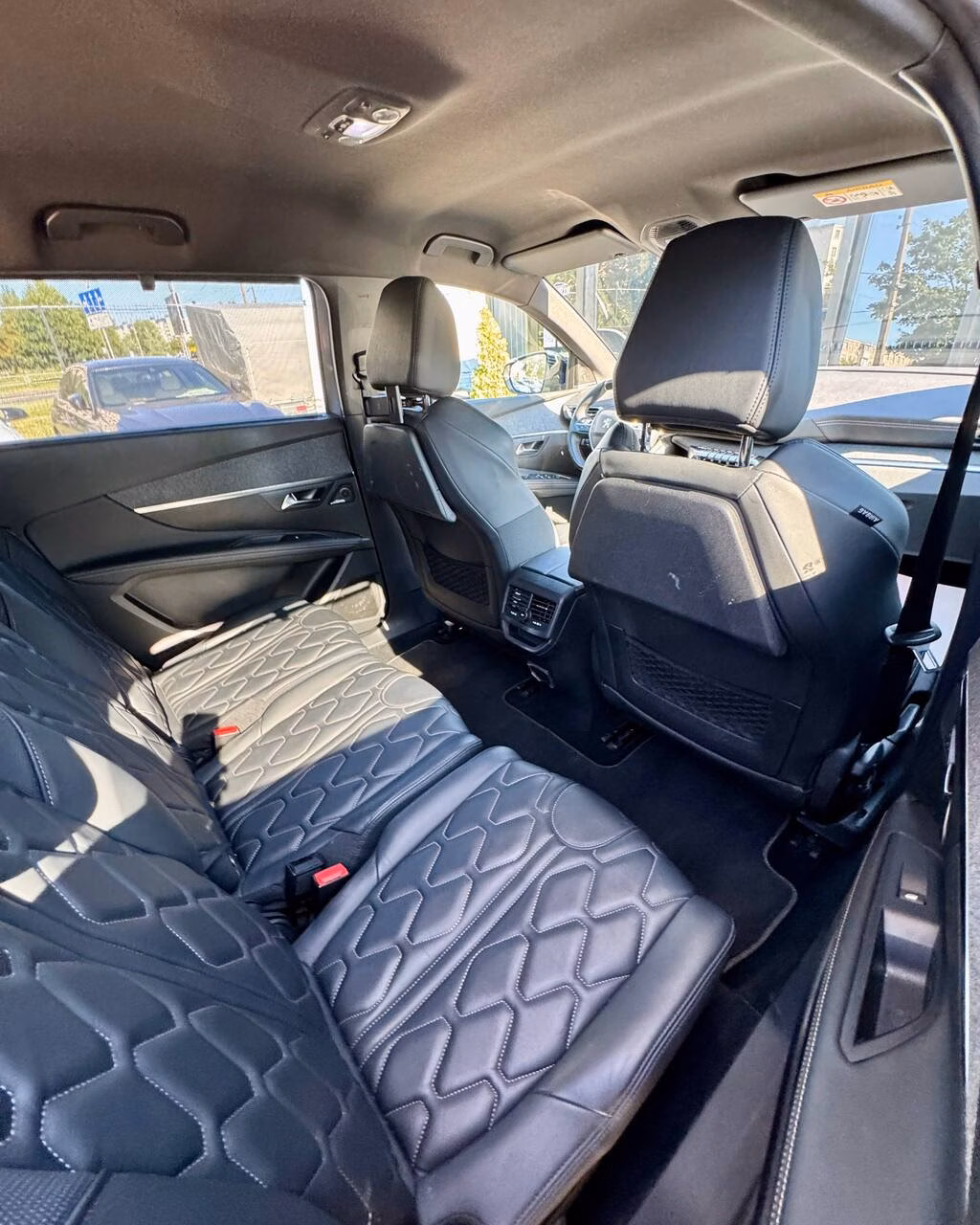 Peugeot 5008 фото 13