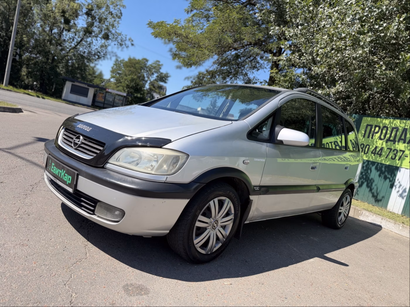 Opel Zafira фото 2