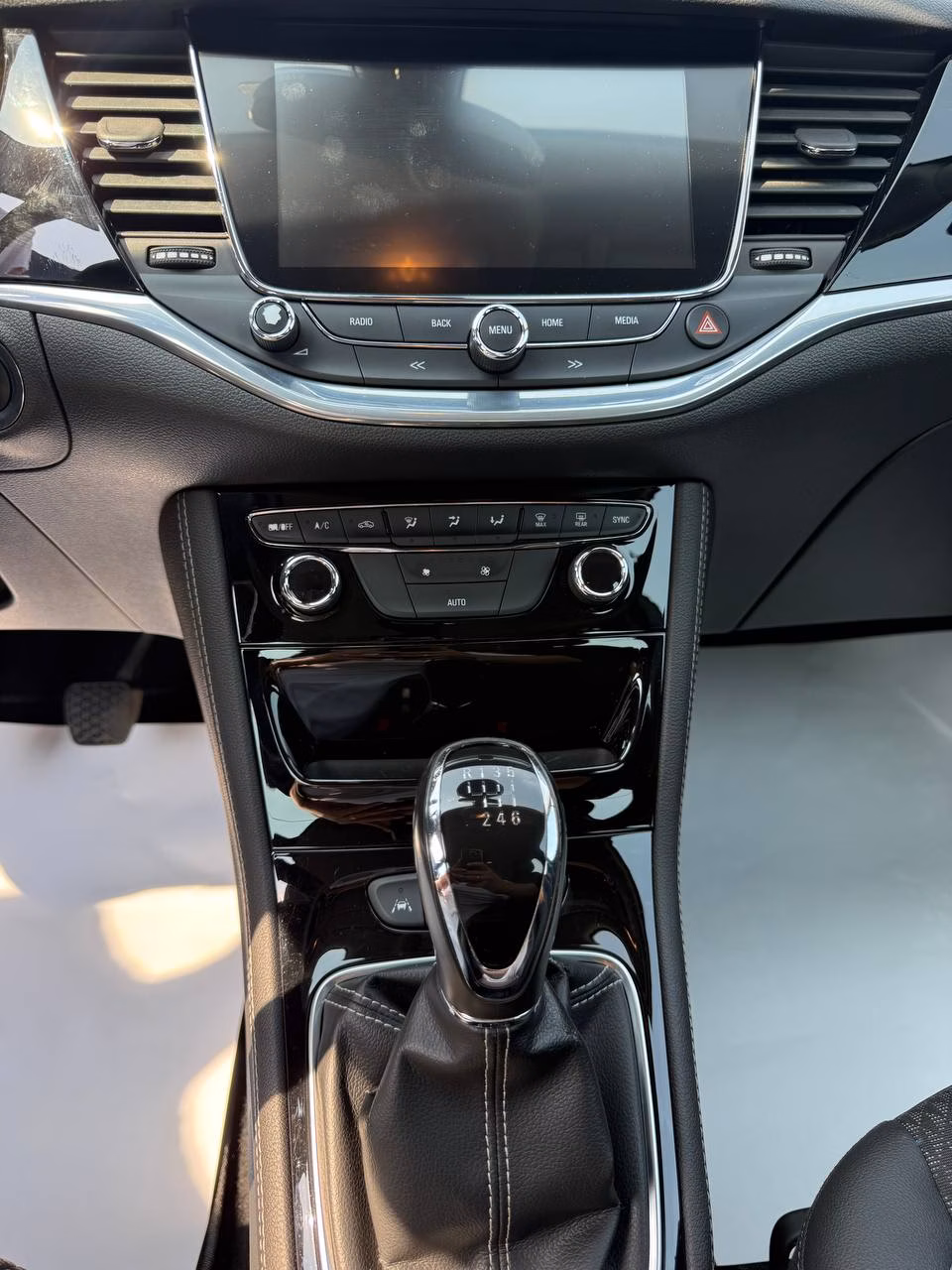 Opel Astra фото 11