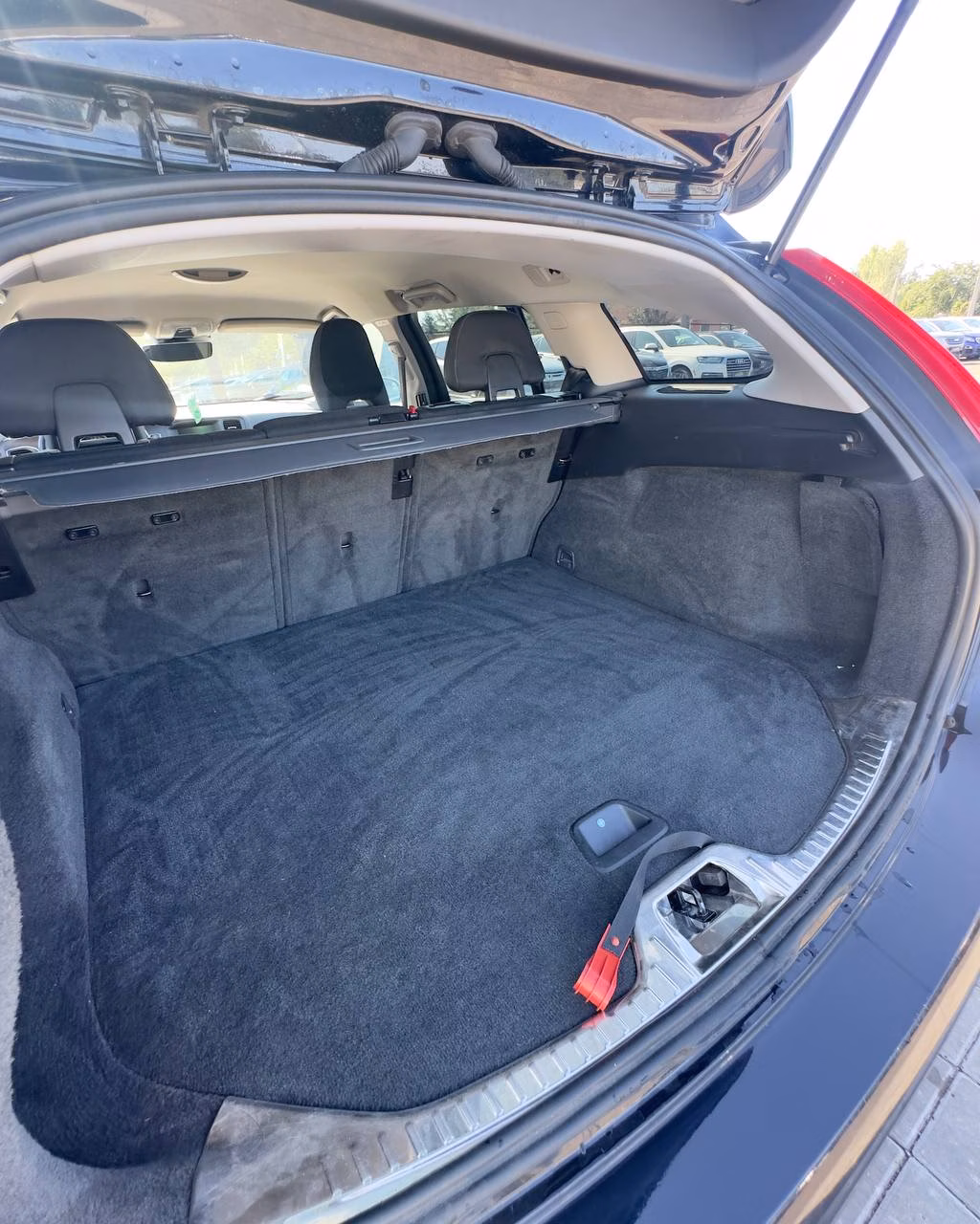Volvo V60 фото 11