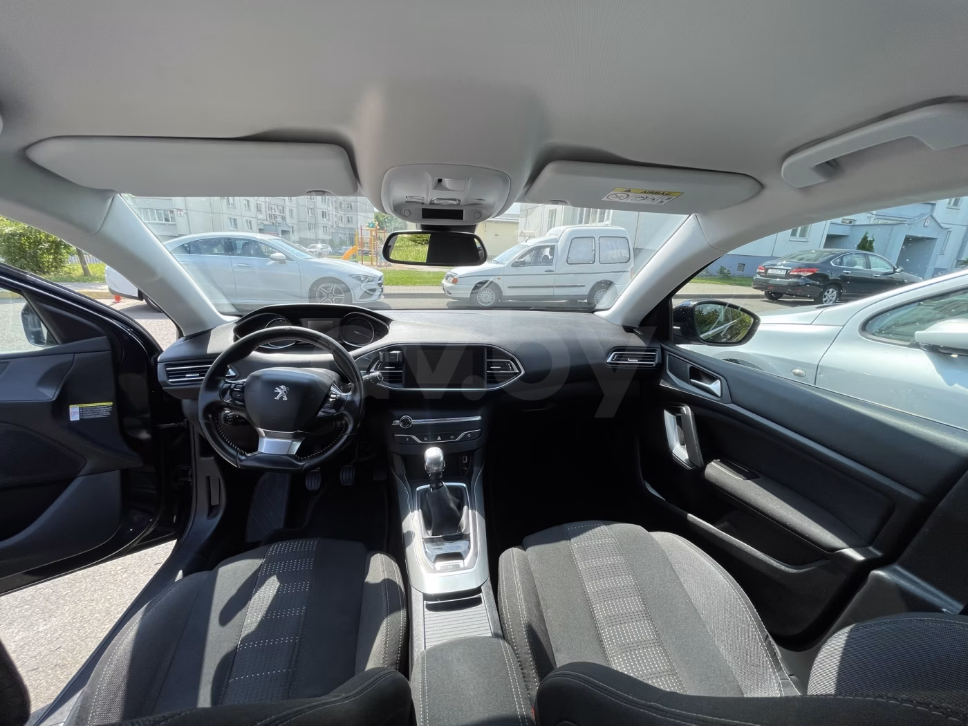Peugeot 308 фото 5