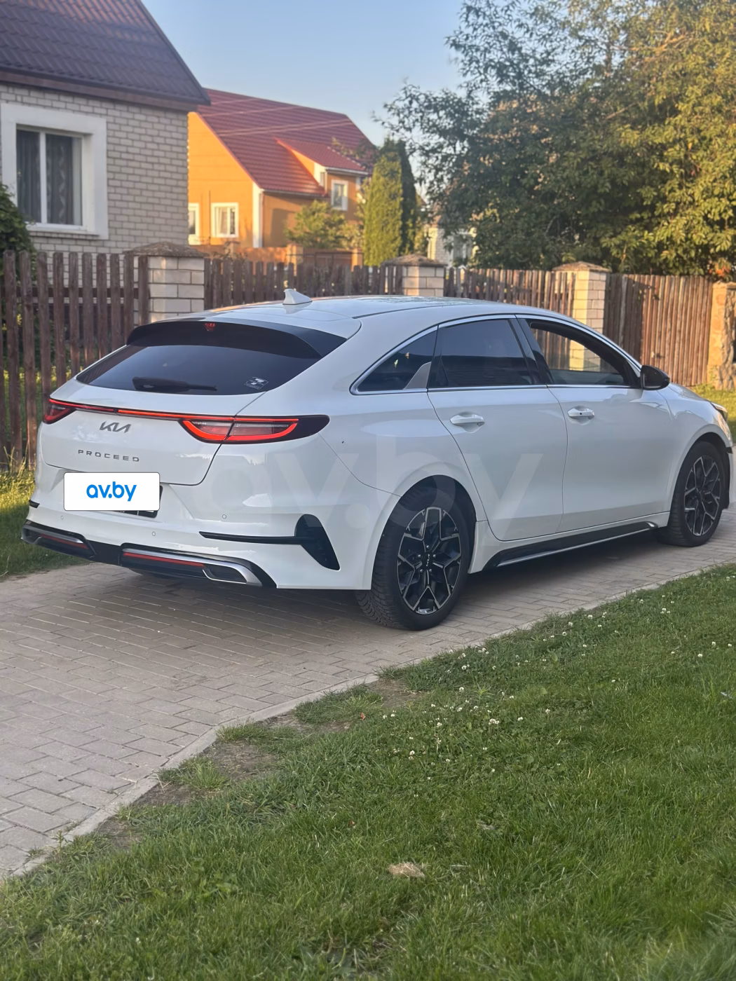 Kia ProCeed фото 10