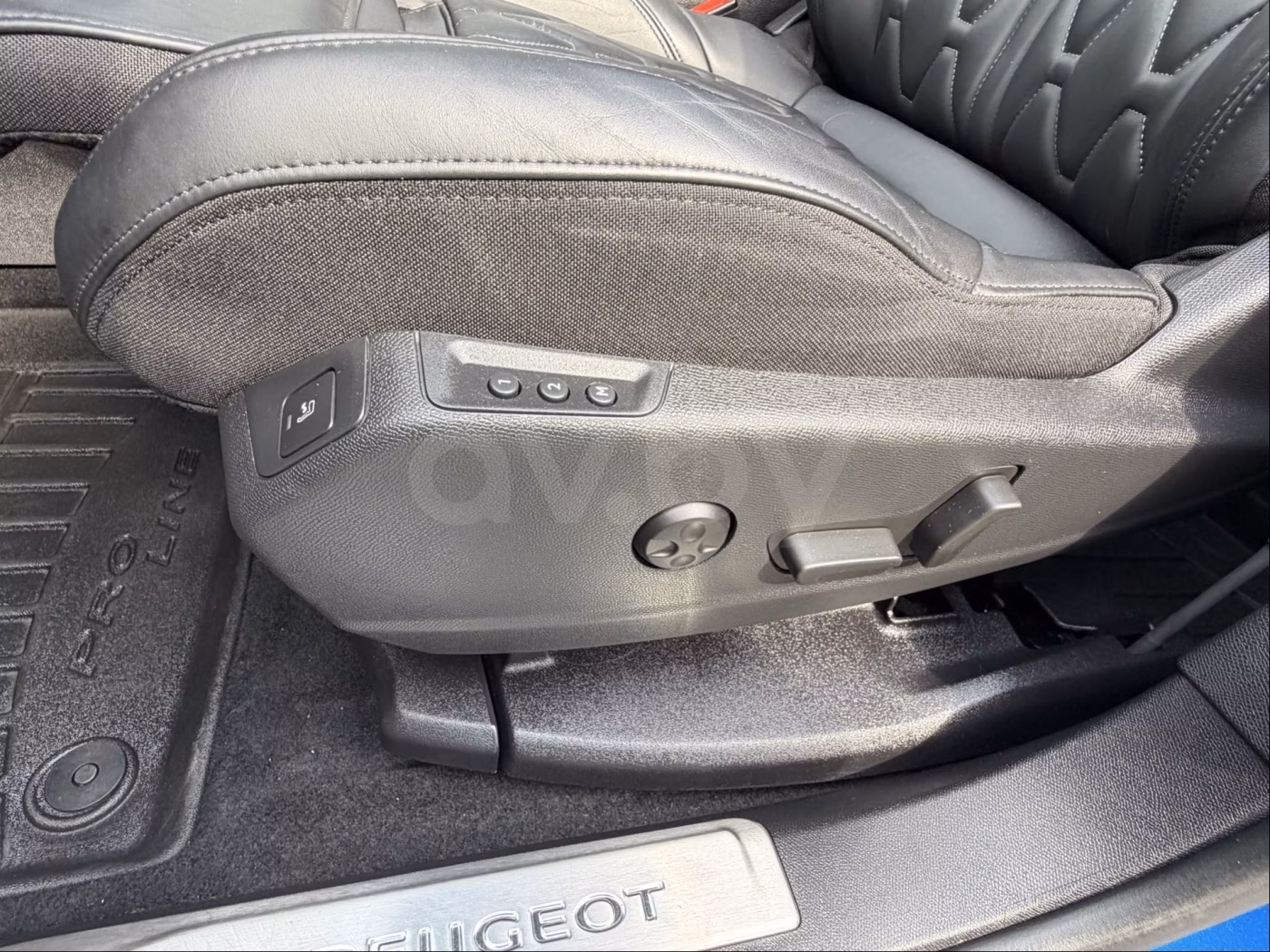 Peugeot 3008 фото 14