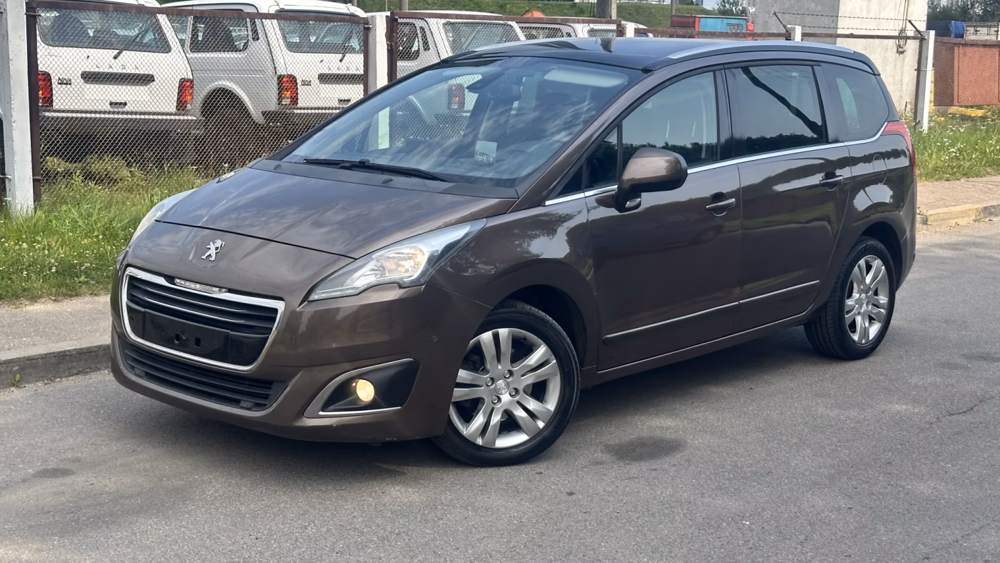 Peugeot 5008 фото 4