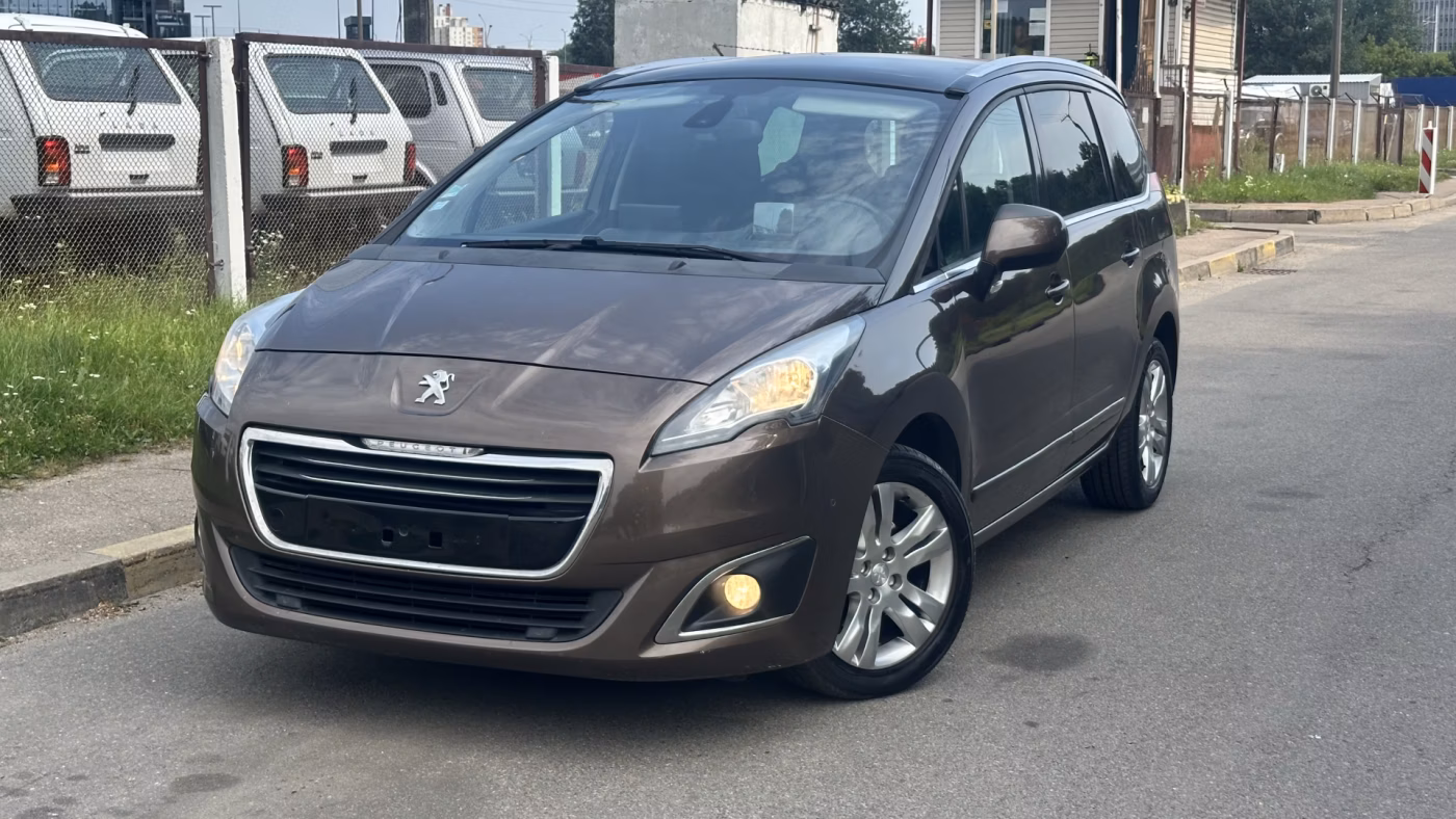 Peugeot 5008
