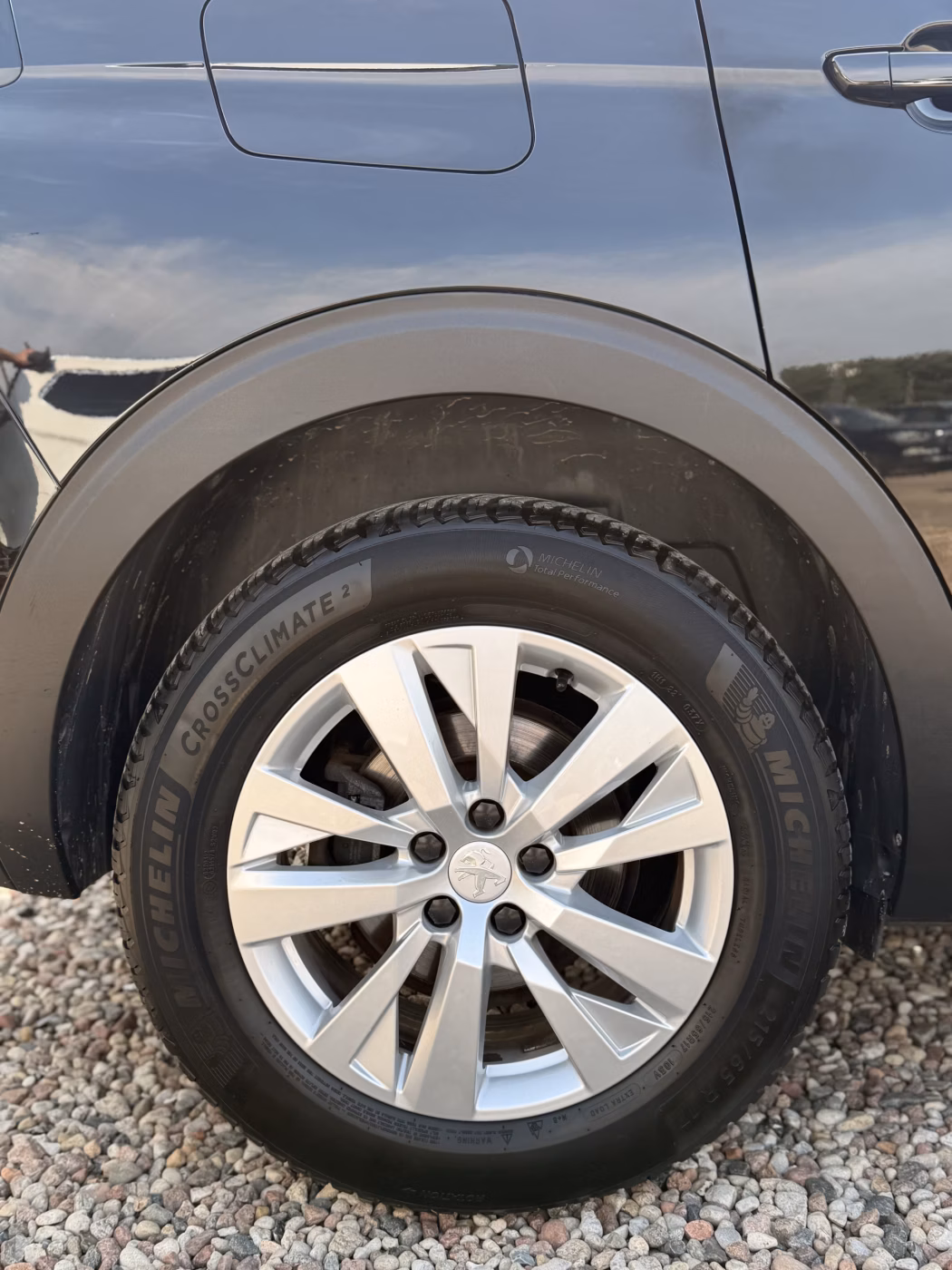 Peugeot 5008 фото 9