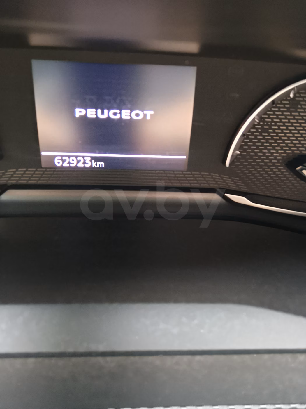 Peugeot 2008 фото 15