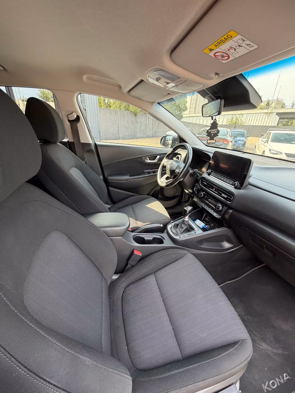 Hyundai Kona фото 15