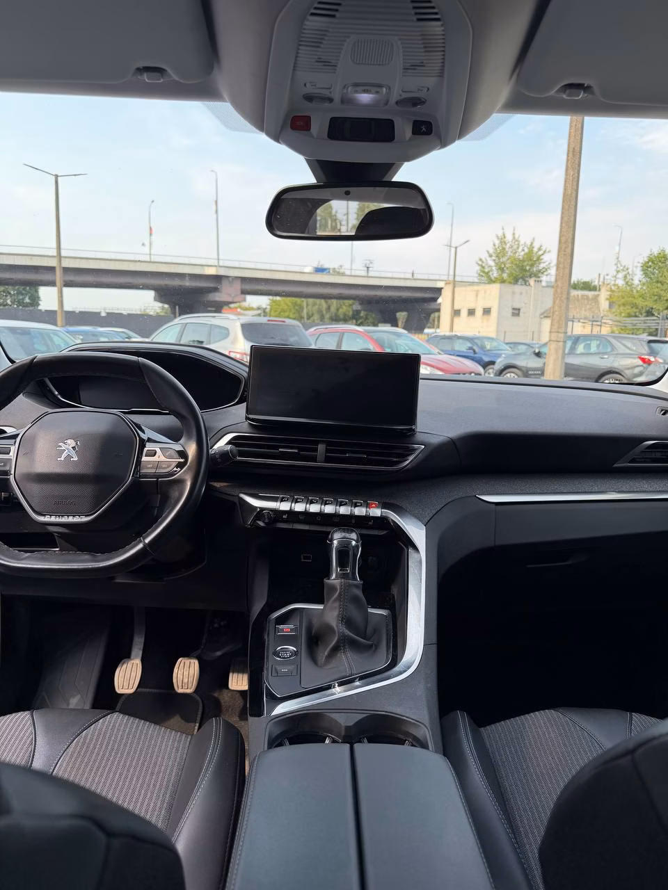 Peugeot 5008 фото 10