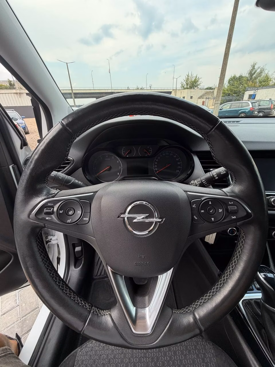 Opel Crossland X фото 10