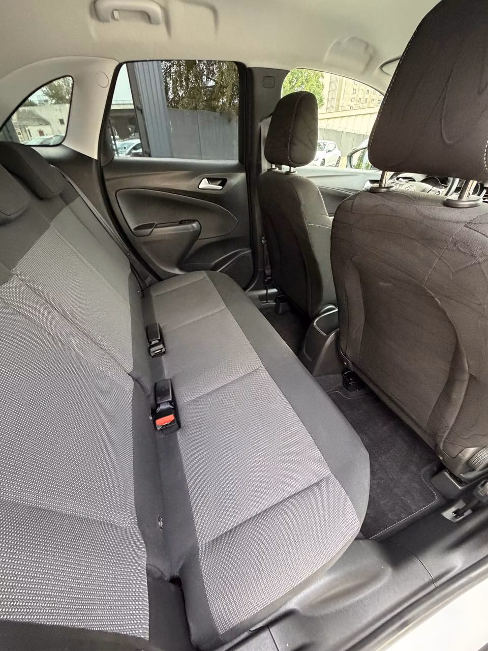 Opel Crossland X фото 12