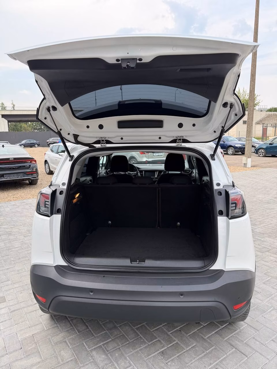 Opel Crossland X фото 14