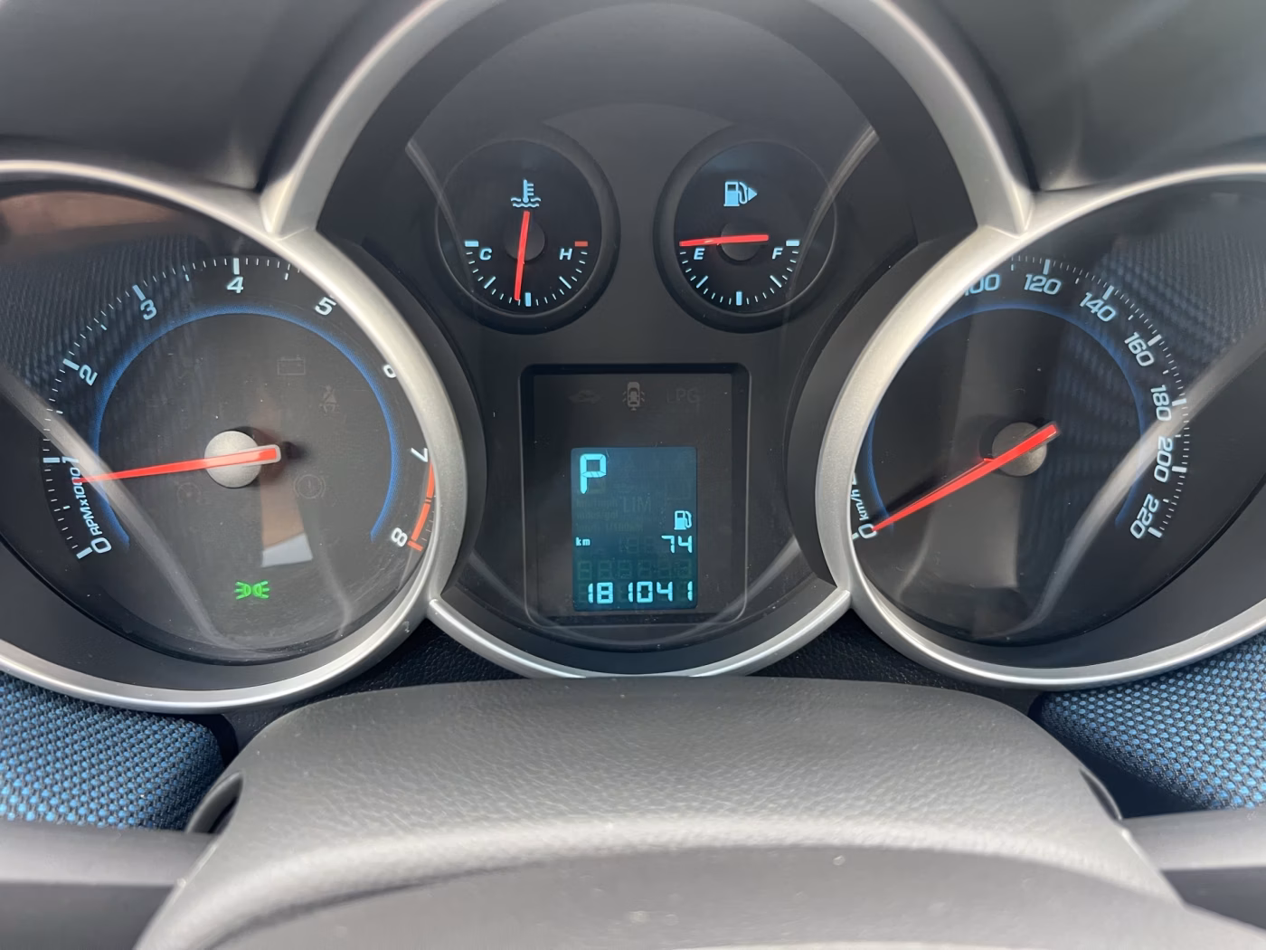 Chevrolet Cruze фото 9