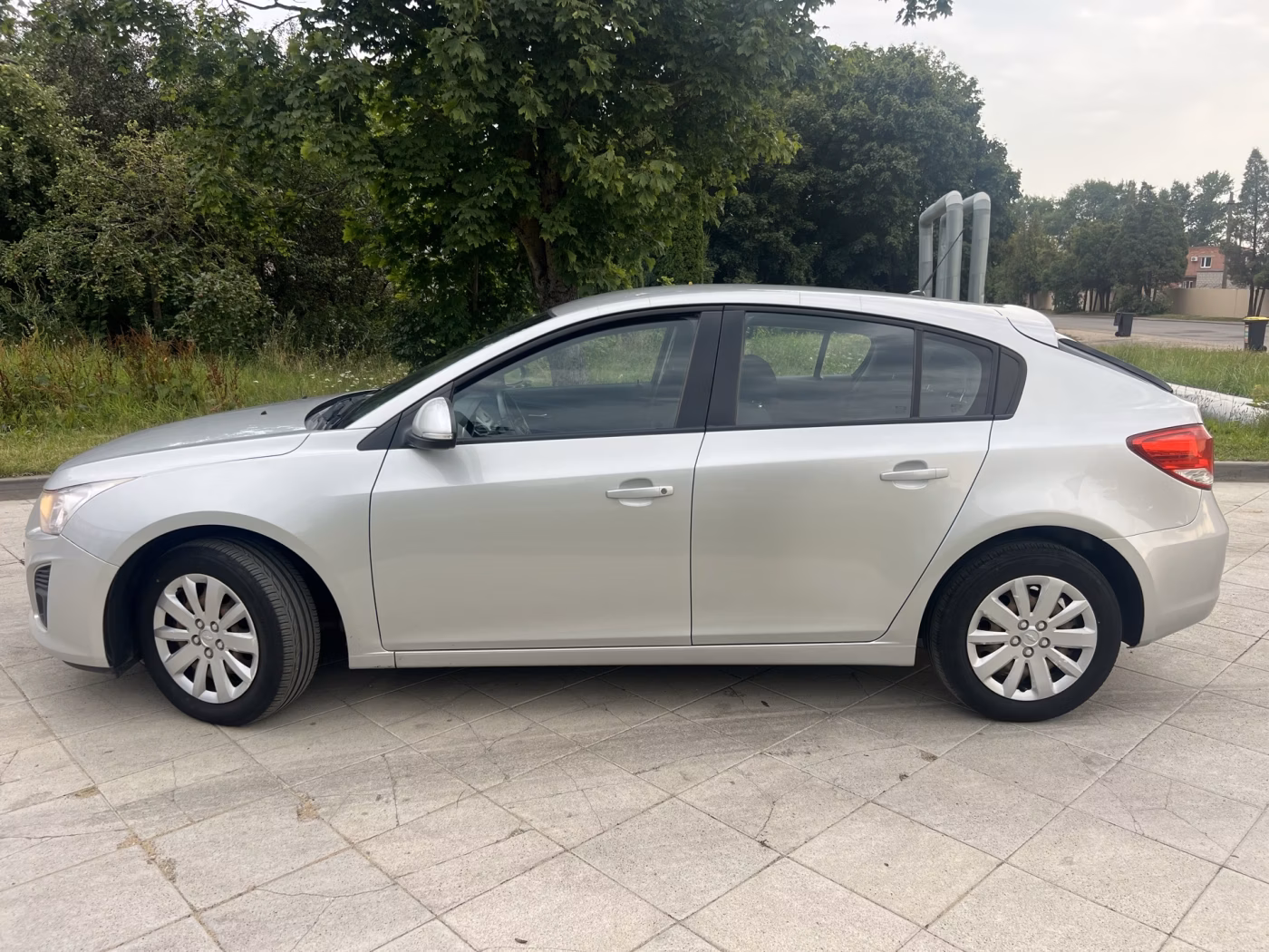 Chevrolet Cruze фото 13