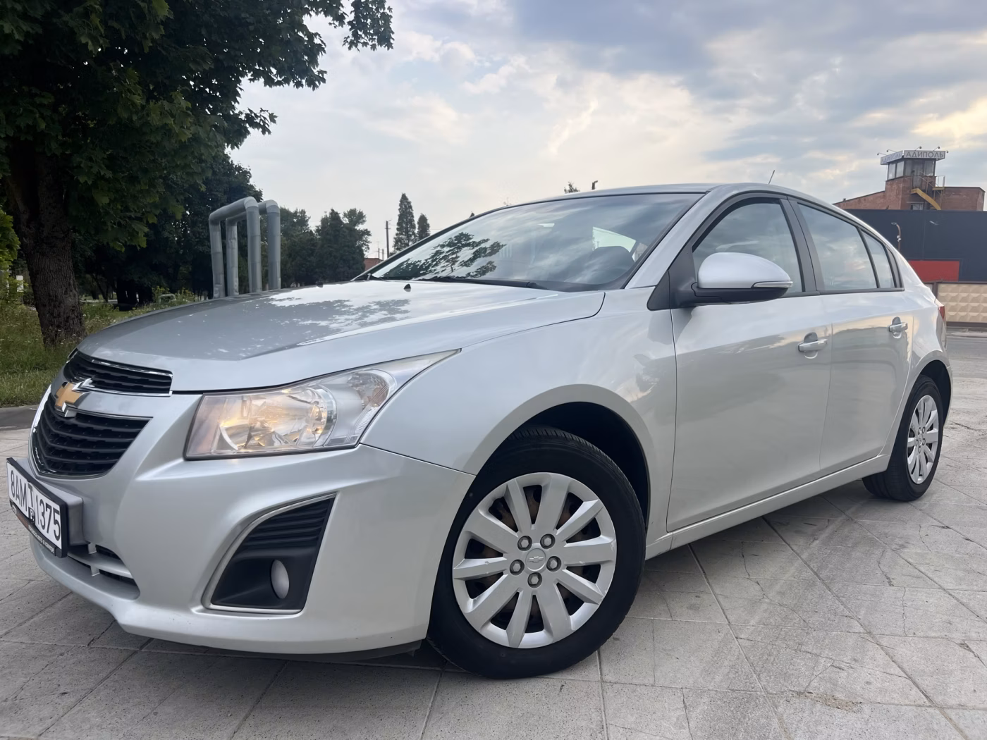 Chevrolet Cruze фото 2