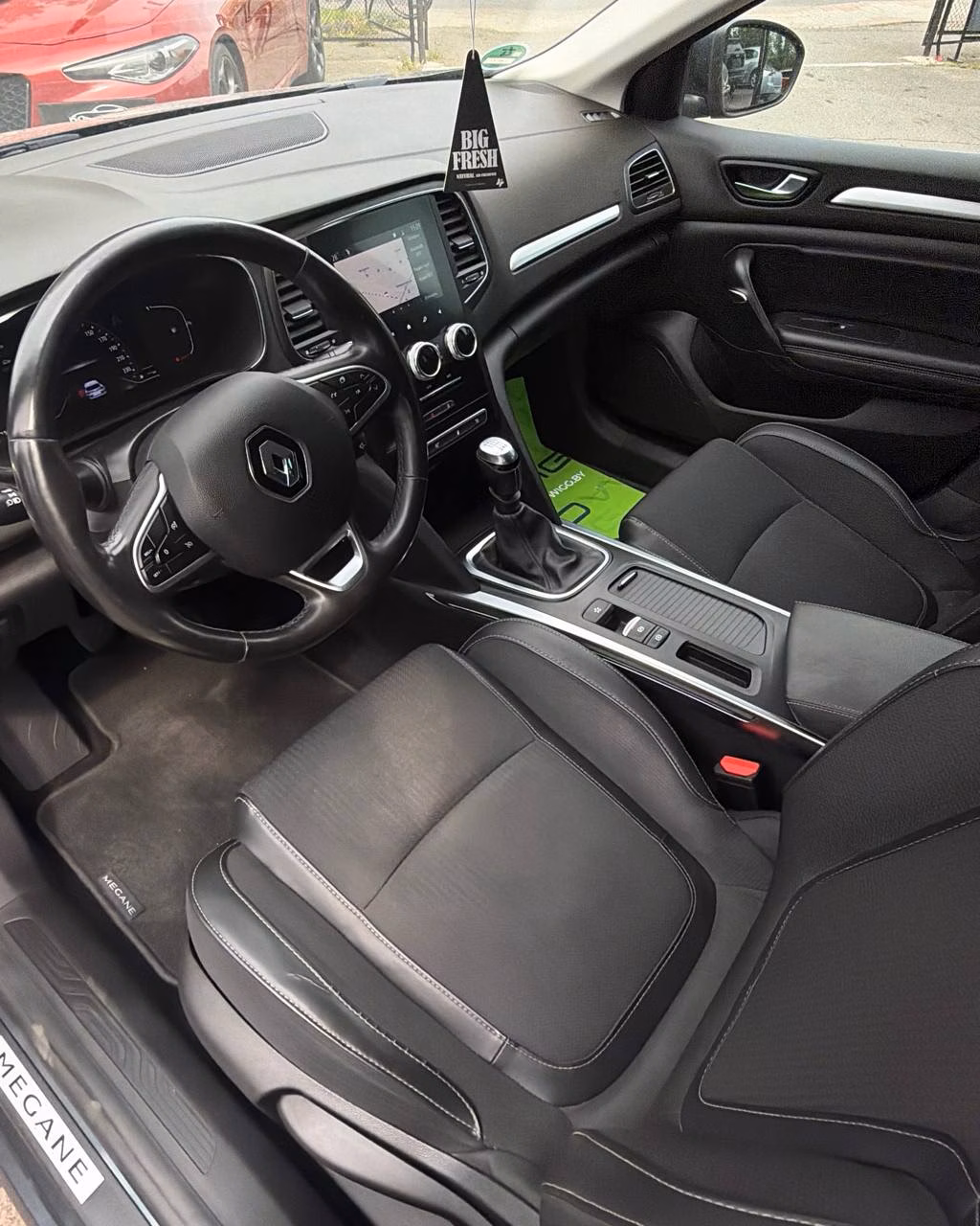 Renault Megane фото 10