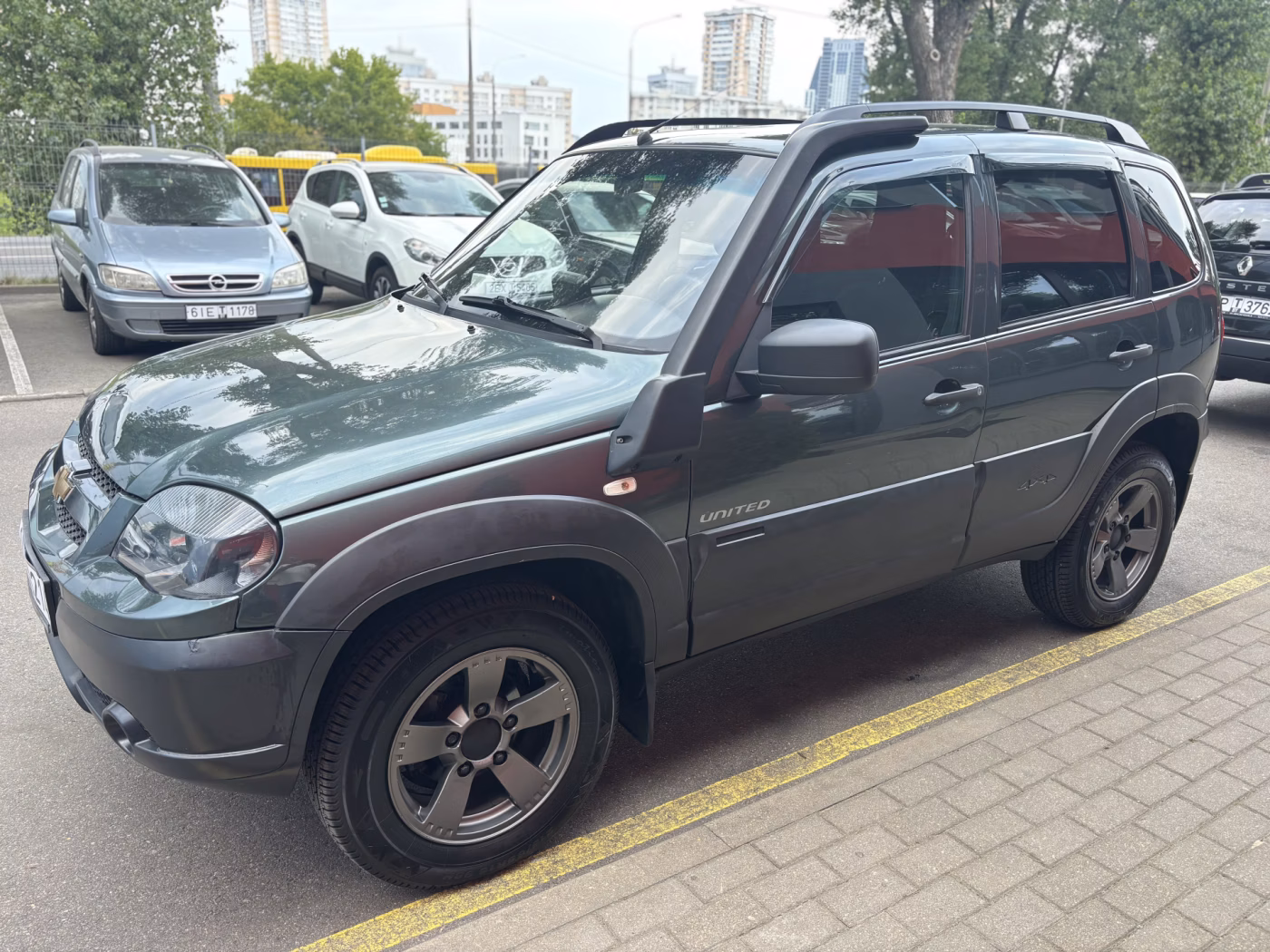 Chevrolet Niva фото 5