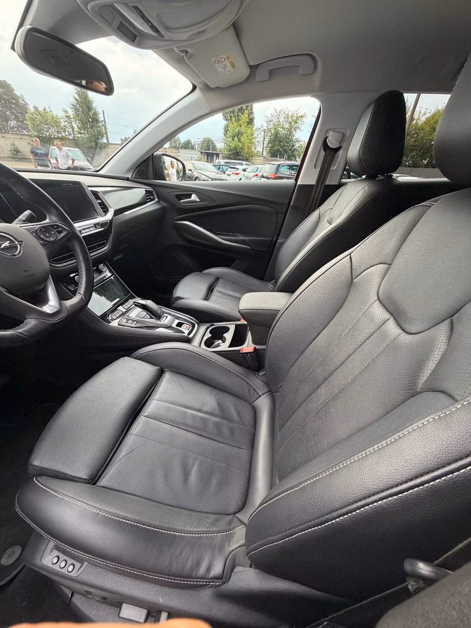 Opel Grandland X фото 10