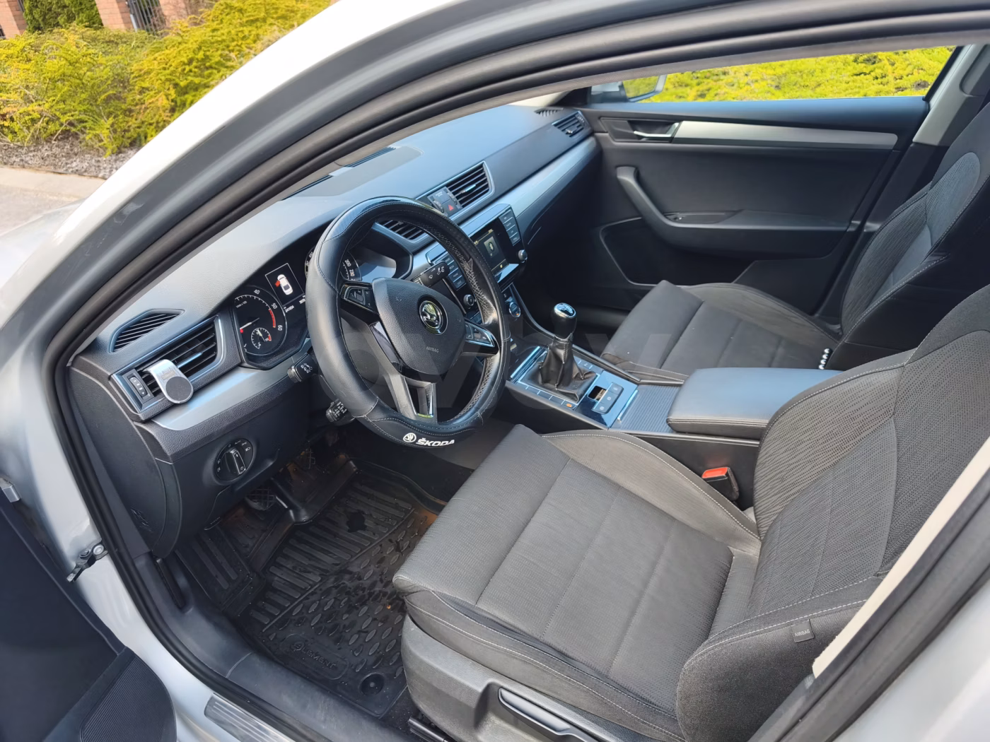 Skoda Superb фото 9