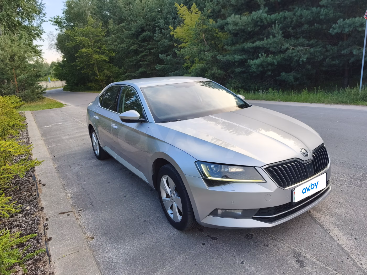 Skoda Superb фото 5